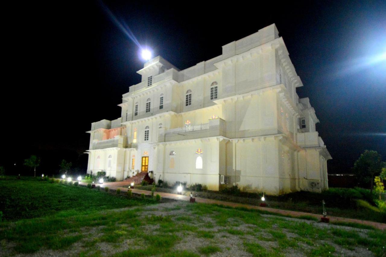 Aaram Baagh Resort & Spa Agra- By Pachar Group Agra  Ngoại thất bức ảnh
