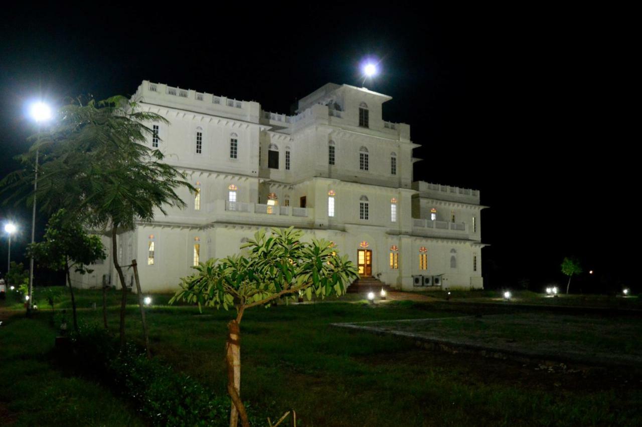 Aaram Baagh Resort & Spa Agra- By Pachar Group Agra  Ngoại thất bức ảnh