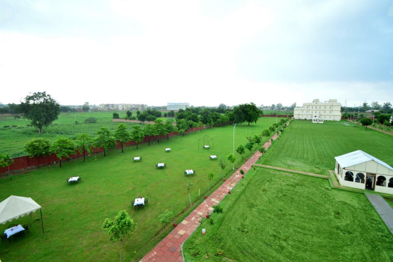 Aaram Baagh Resort & Spa Agra- By Pachar Group Agra  Ngoại thất bức ảnh