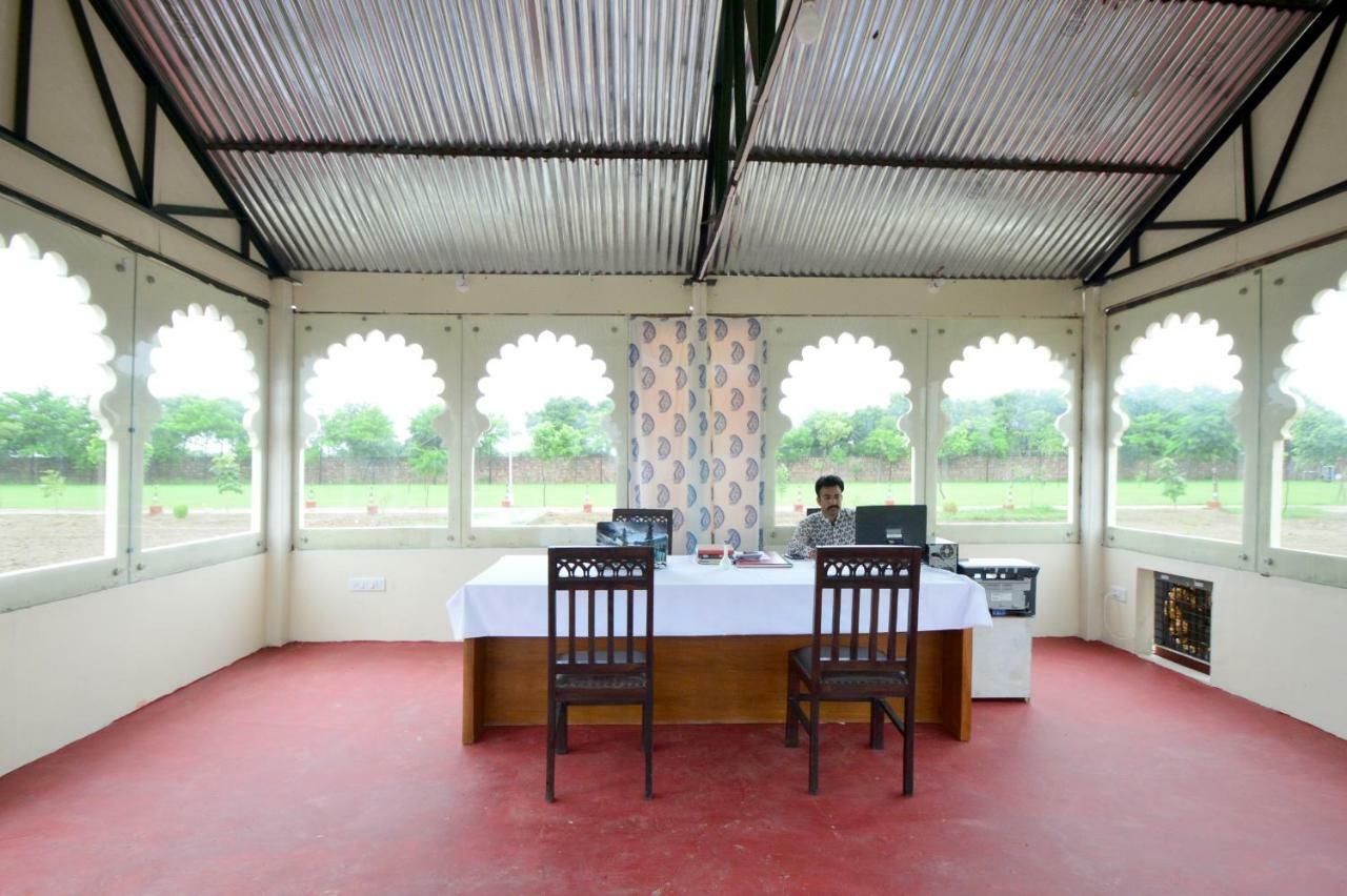 Aaram Baagh Resort & Spa Agra- By Pachar Group Agra  Ngoại thất bức ảnh